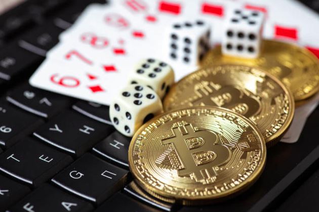 Mobile Gambling and Data Privacy: How Casinos Protect Players